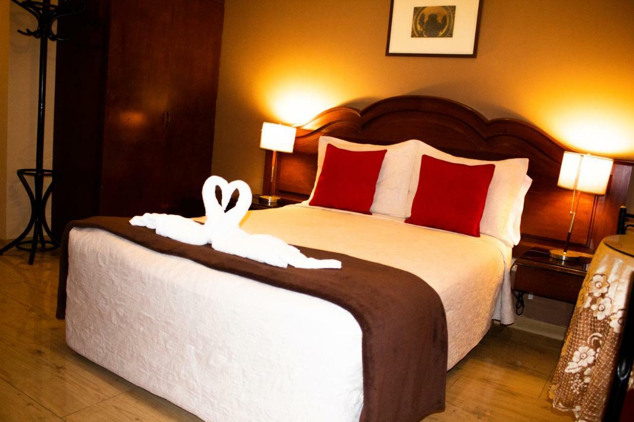Solis Dies Hotel Lima Bagian luar foto